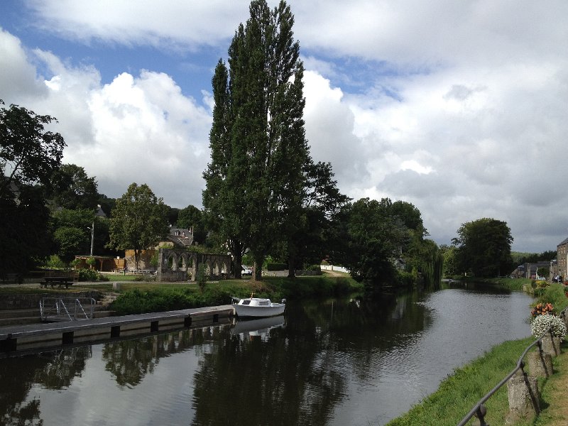 IMG_2130.JPG - Josselin: Canal