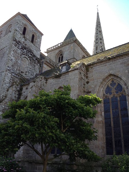 IMG_1460.jpg - Tr�guier: Cath�drale