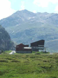 DSCF2073.jpg (37907 Byte)